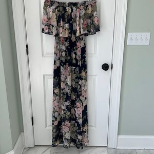 Off the shoulder Show Me Your Mumu small floral dress